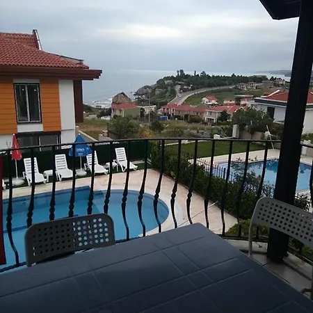 Dikcati ホームステイ Ağva
